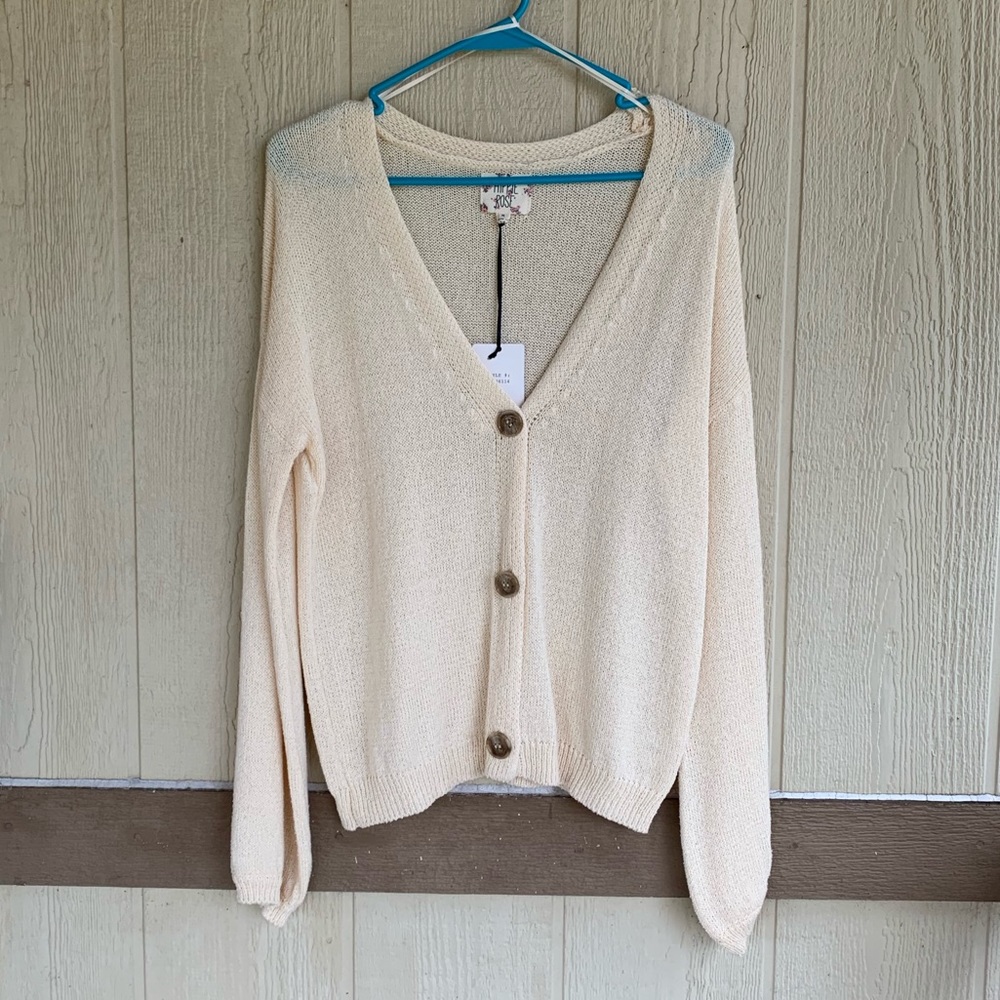 🆕HIPPIE ROSE OATMEAL BUTTON CARDIGAN SIZE M